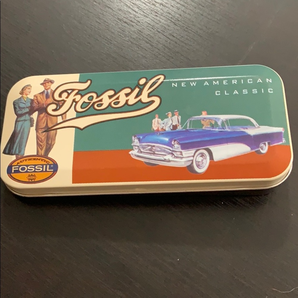 Fossil New American classic tin box